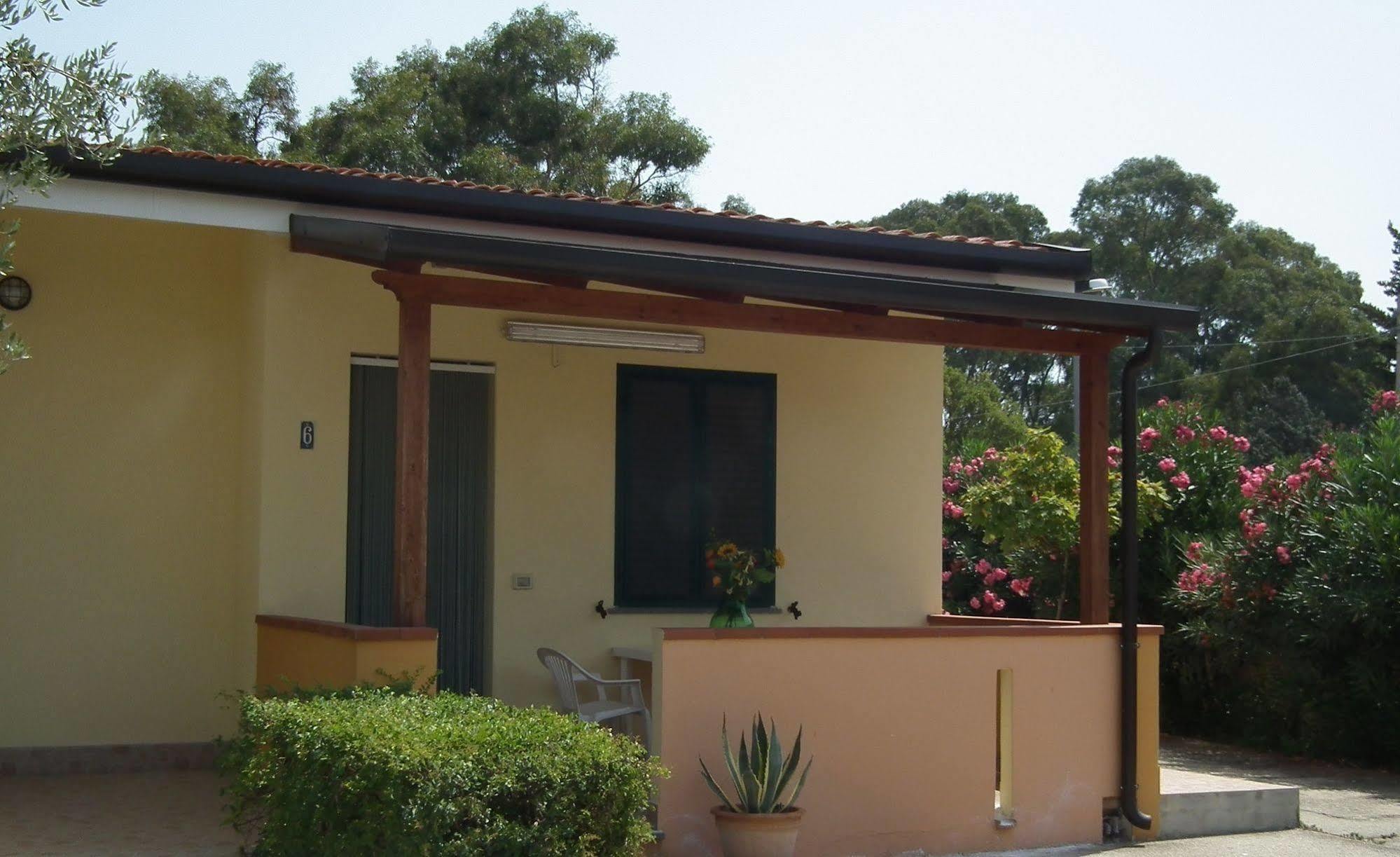 Villaggio Camping Lungomare Cropani Exterior photo